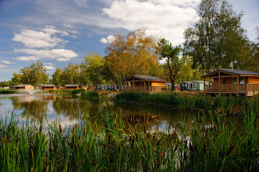Le Village Du Lac Caravan Park Bruges Extérieur photo