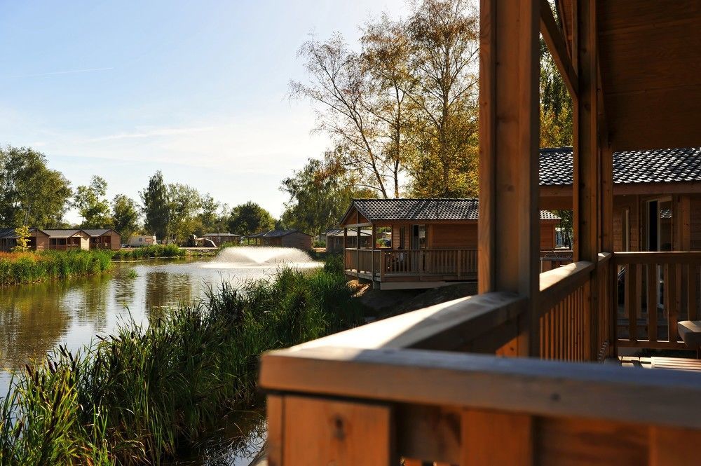 Le Village Du Lac Caravan Park Bruges Extérieur photo